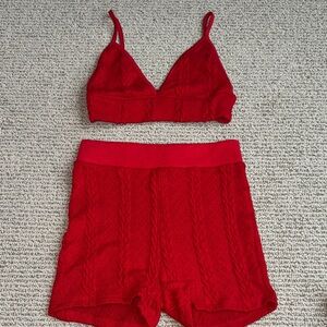 Red Women's 2 Piece Sweater Set Small